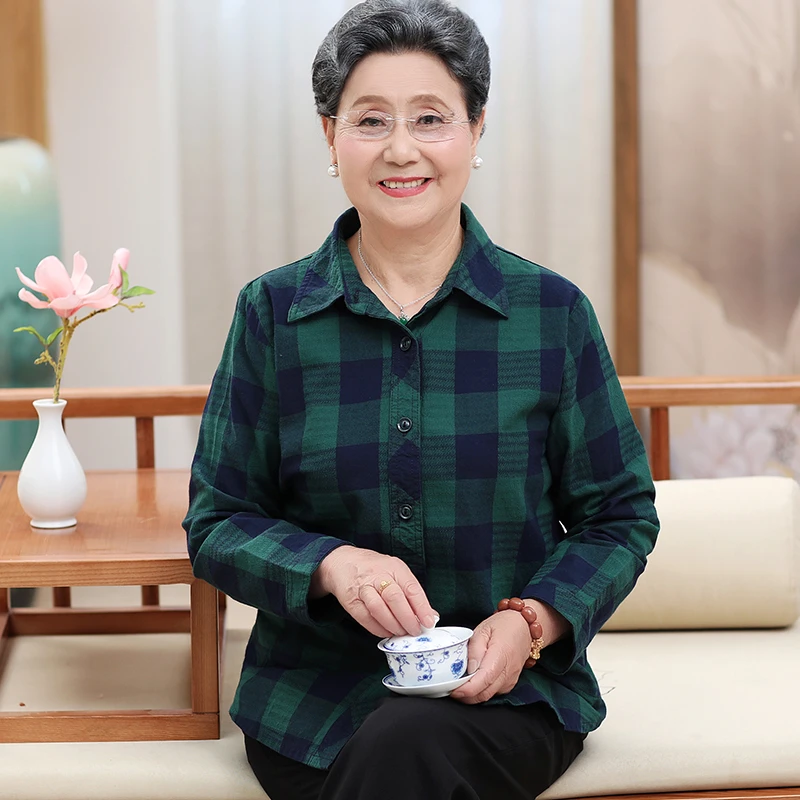 200斤加肥大码棉格子衬衣中老年奶奶宽松春秋开衫外套胖妈妈女装