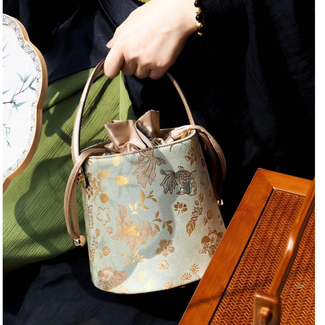 真宋锦小金鱼包包手工中国风单肩斜挎水桶包桑蚕丝女包圆桶手提包