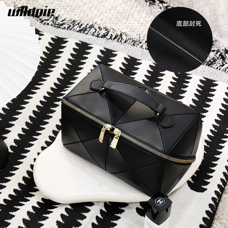 新款折叠包化妆包大容量高档女手提洗漱包收纳袋高级感女士收纳包