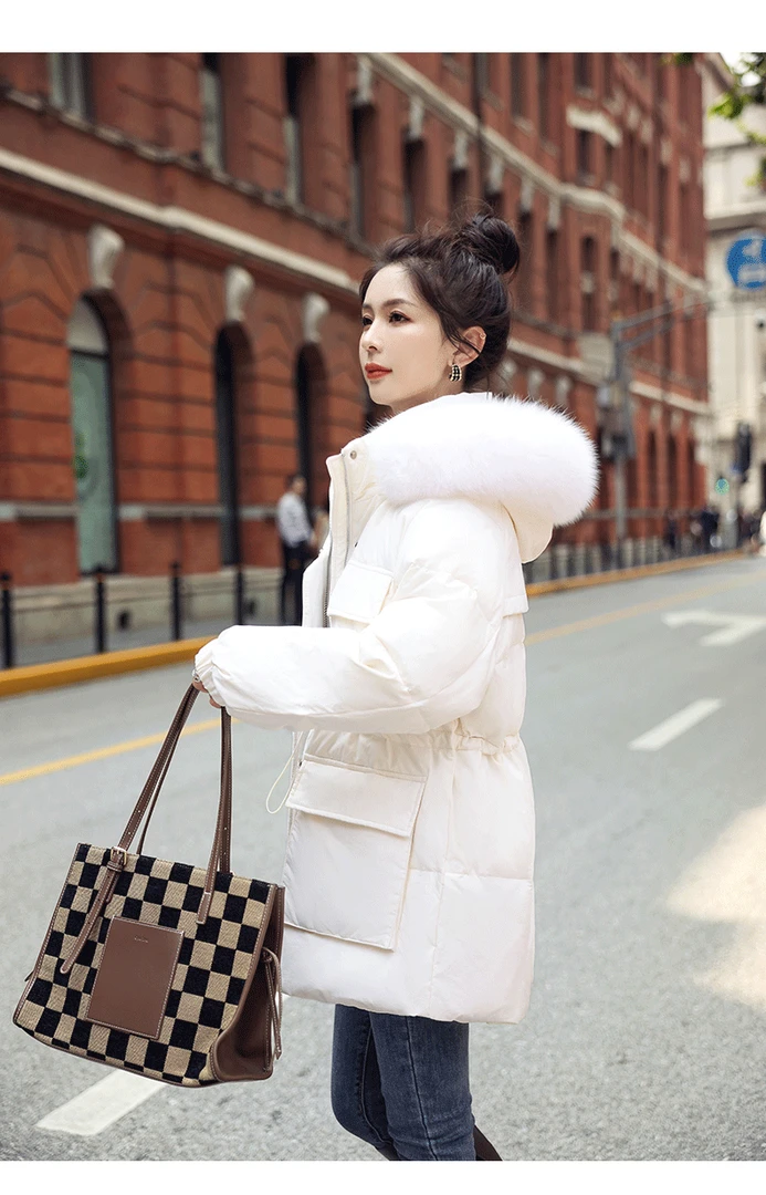 2024年新款爆款羽绒服收腰显瘦加厚貉子大毛领中长款小个子外套女