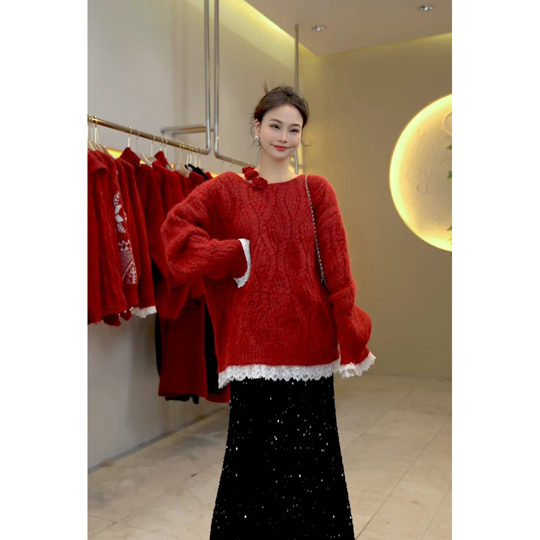 桔子甜了2024秋冬新款红色蕾丝边斜肩显瘦气质温柔休闲针织毛衣女