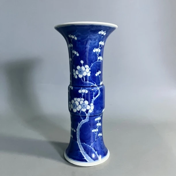 1235 清光绪冰梅留白花觚