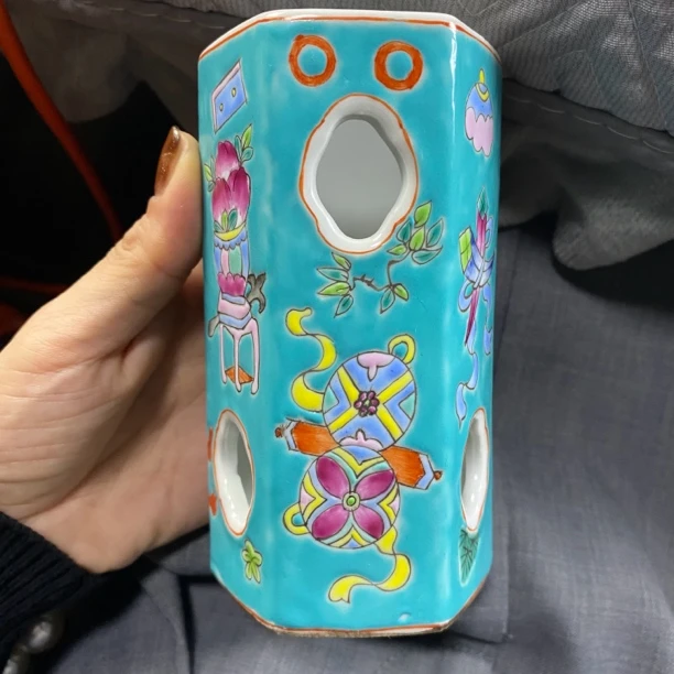 6674 晚清 松石绿釉镂空笔筒