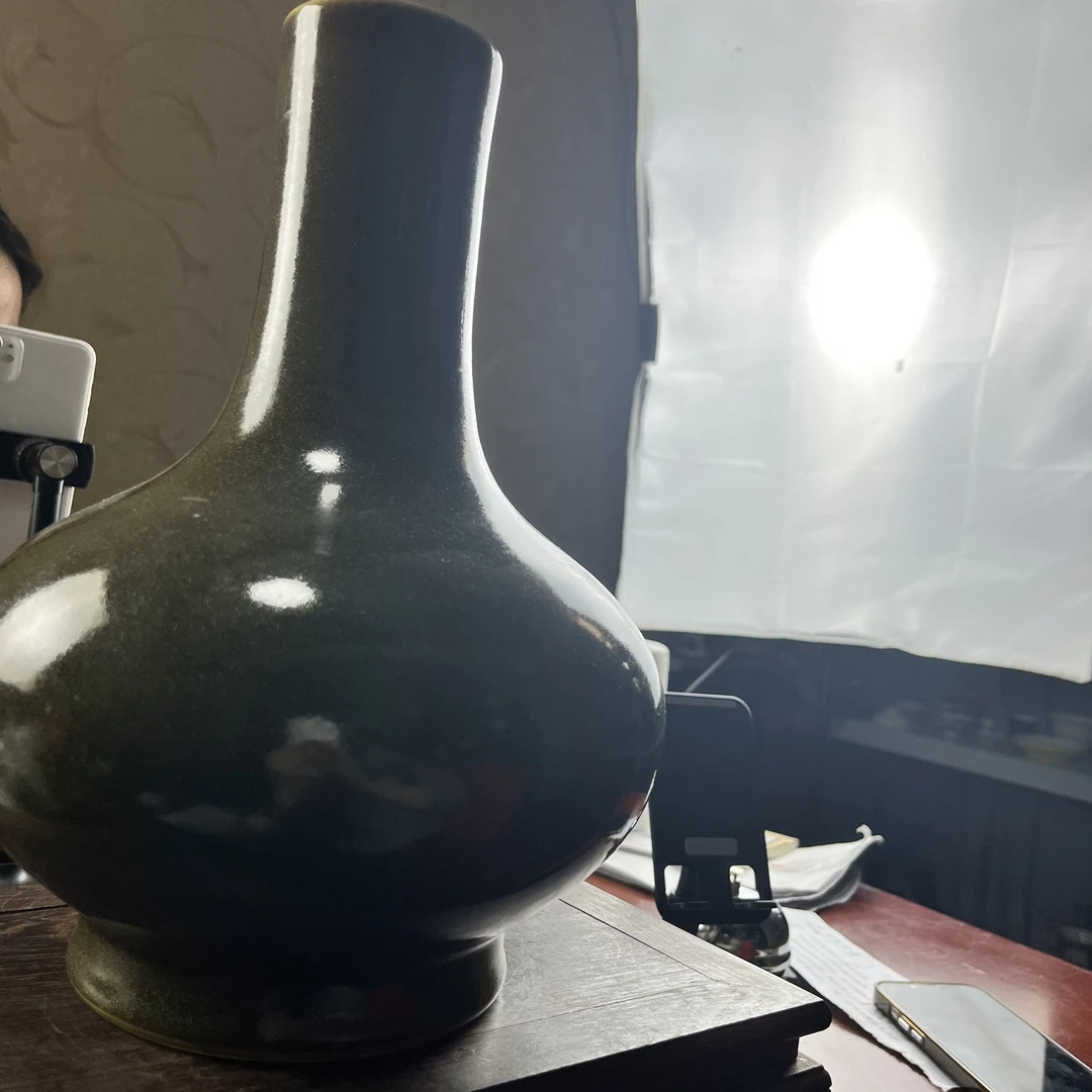 8766清茶叶墨釉天球瓶