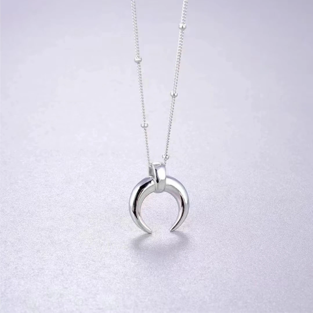 韩汝 铜项链 欧美时尚气质牛角颈链复古ins个性月牙简约锁骨链