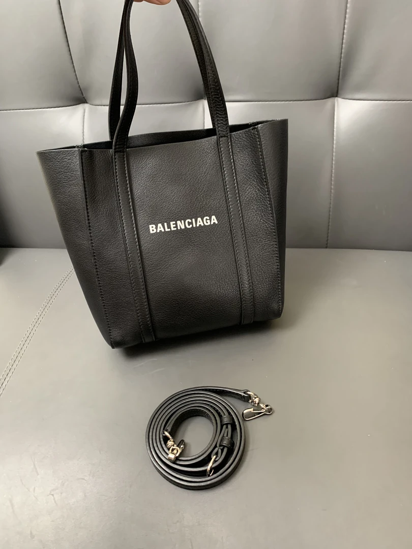 99新 Balenciaga/巴黎世家 时尚百搭黑色斜挎托特包