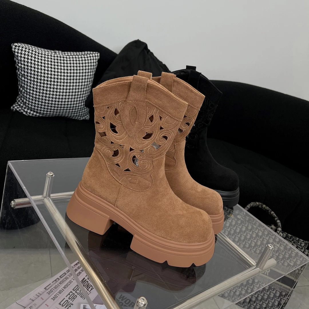 2024秋冬镂空马丁靴