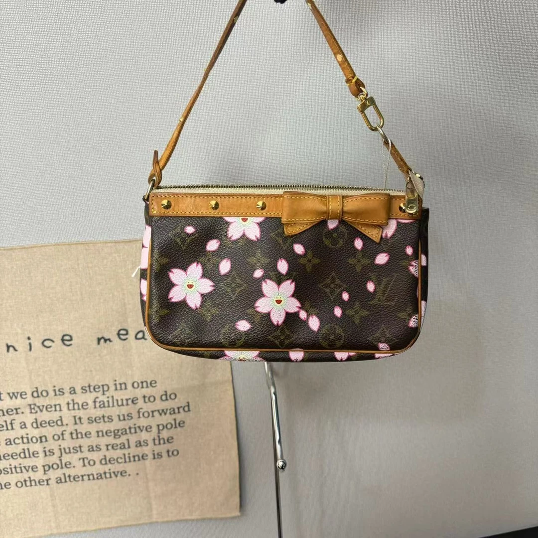 95新 LouisVuitton/路易威登 lv樱花笑脸大麻将包斜挎包/腋下包