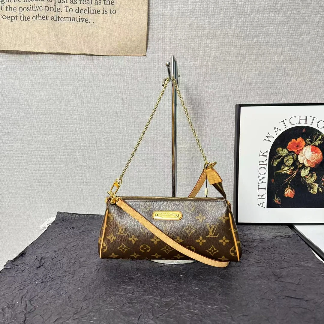 95新 LouisVuitton/路易威登 lv腋下包/斜挎包/eva包/链条单肩包