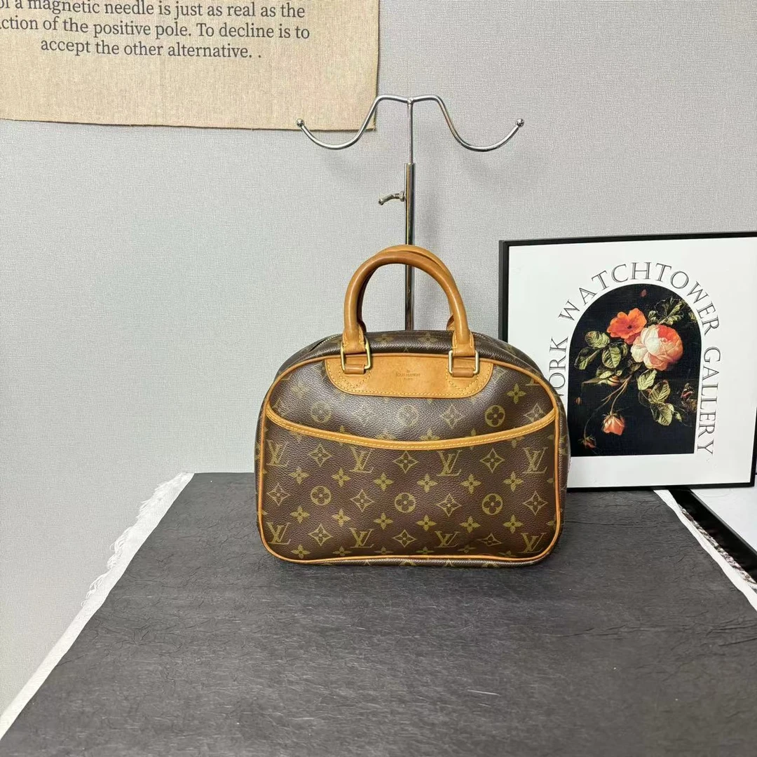95新 LouisVuitton/路易威登 小号老花珍妮包/单肩包手提包斜挎包