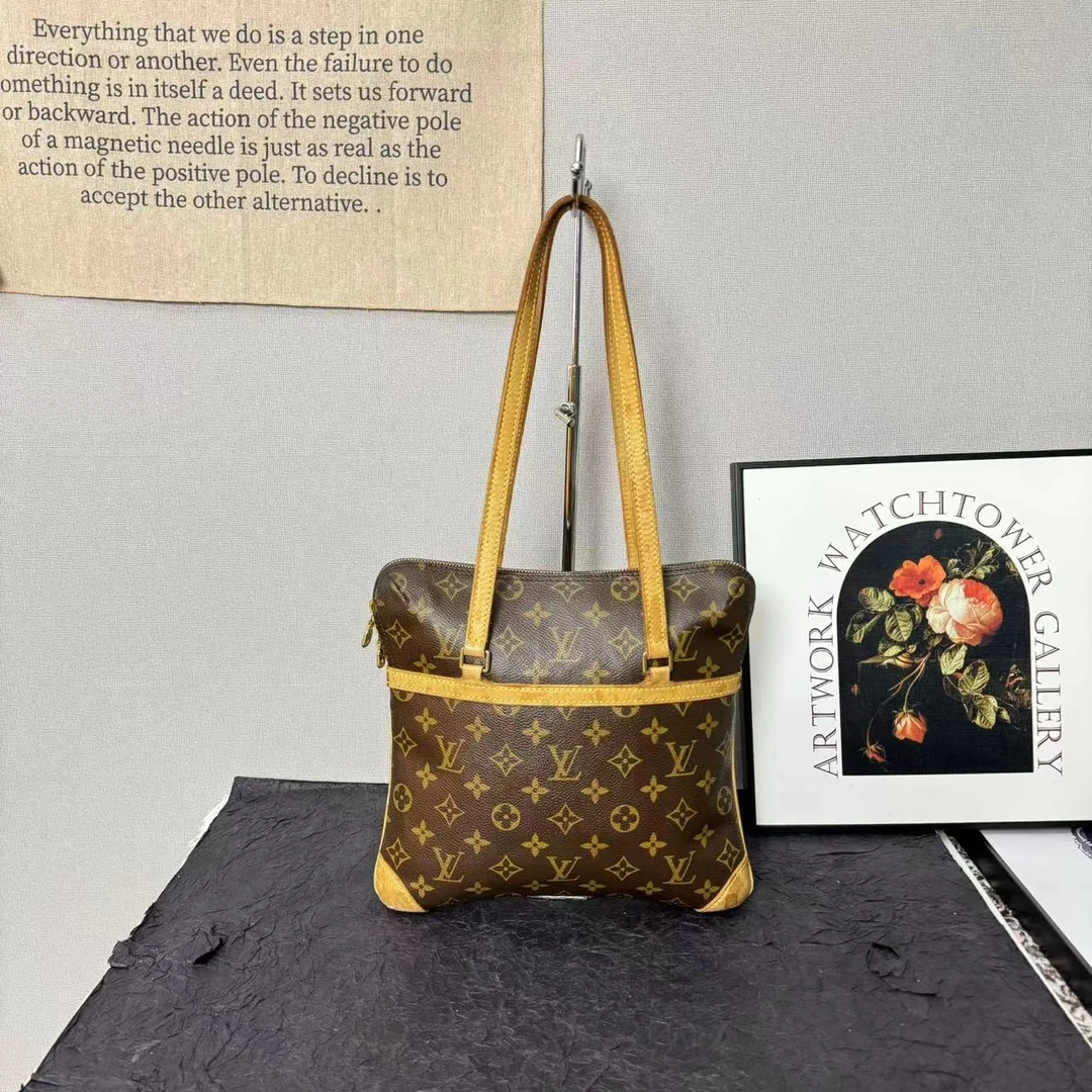 95新 LouisVuitton/路易威登 古登中古/lv抱枕包/单肩包/骨头包