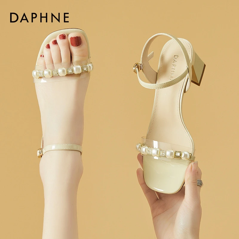 达芙妮女鞋2025秋季新款时尚甜美爆款一字式扣带凉鞋气质粗跟单鞋