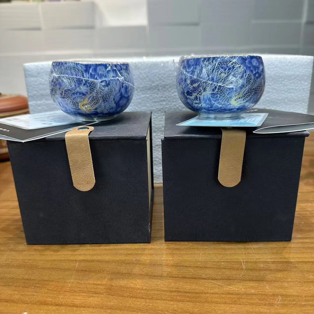 收藏级青花双龙呈祥鎏银禅定主人杯两个A108