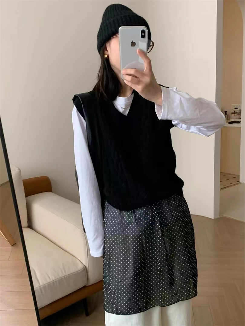 那简家【现货】冬季经典复古麻花百搭毛衣马甲