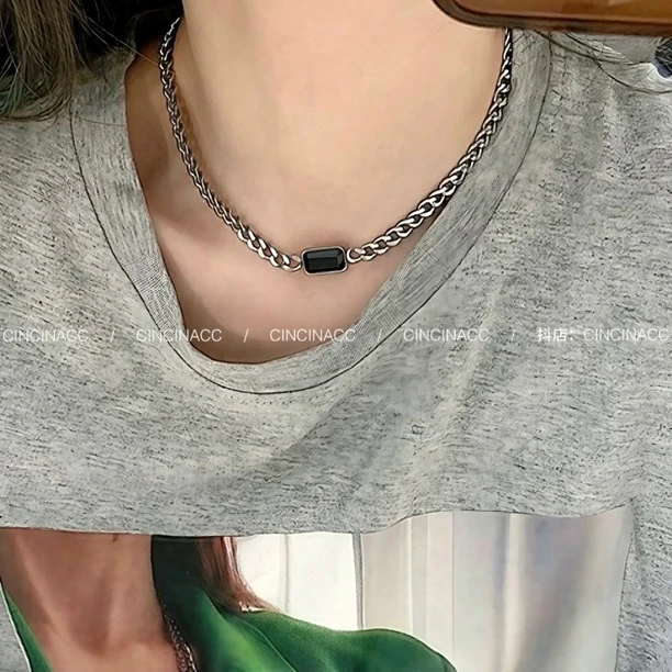 钛钢项链 简约项链女高级设计感轻奢小众毛衣链新款潮锁骨链配饰