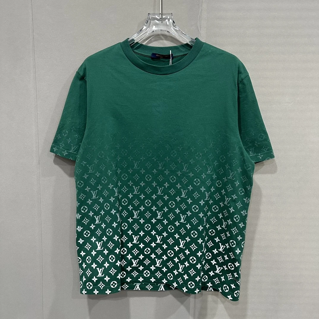 全新未使用  Louis Vuitton LV渐变满印短袖 M码 X20330