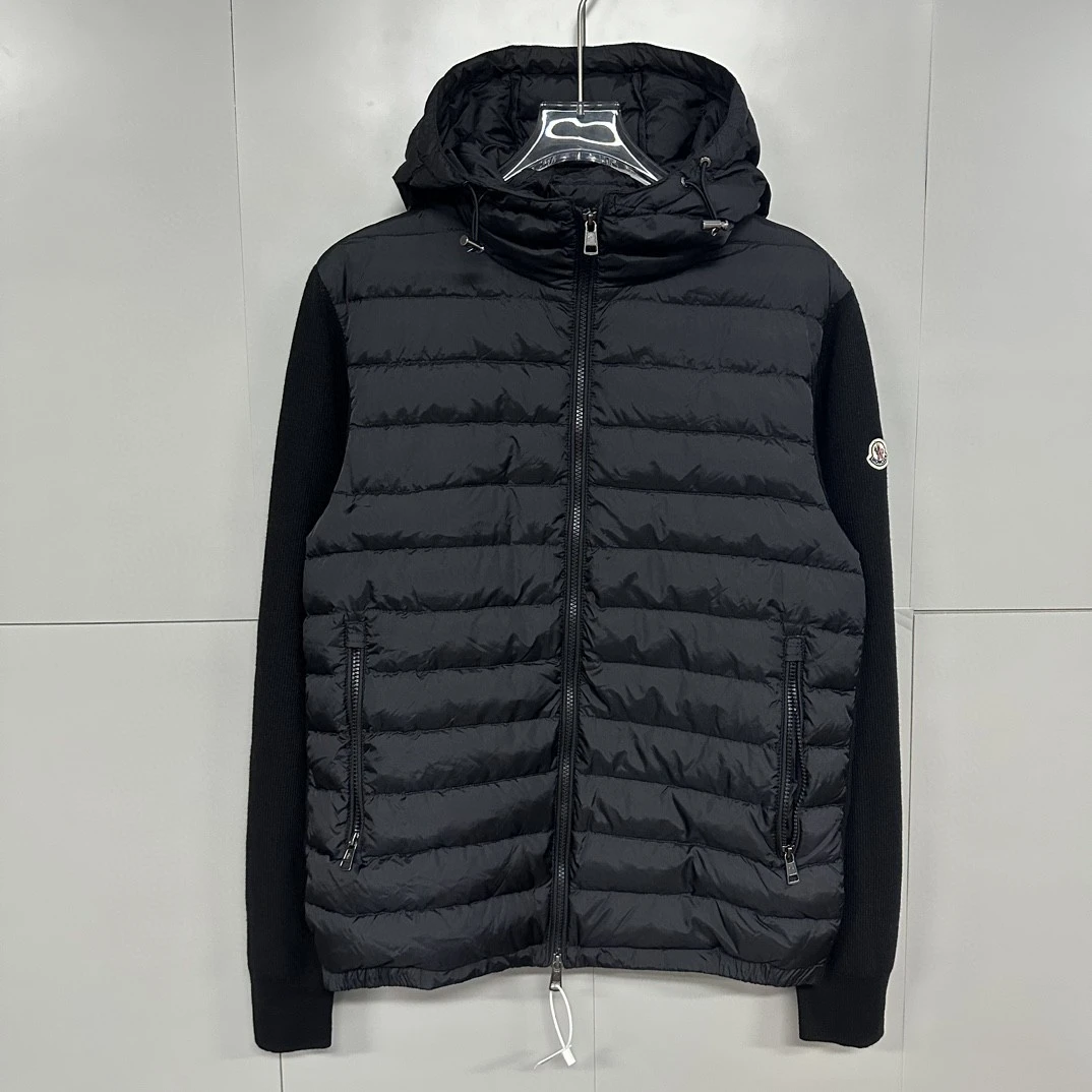 全新未使用  MONCLER 蒙口羽绒针织拼接连帽外套 XL码 X20800