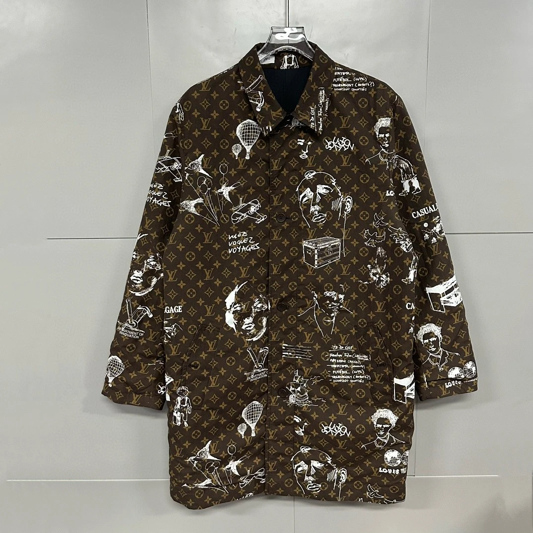 全新未使用  Louis Vuitton LV双面穿满印涂鸦外套 50码 D11942
