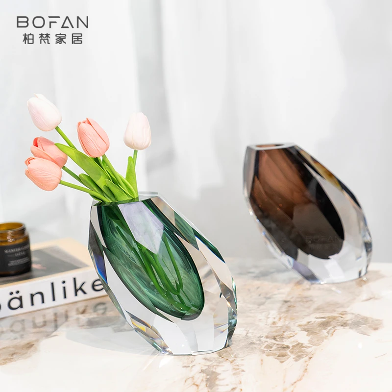 bofan/柏梵斜切琉璃花器轻奢高级感客厅高端花瓶桌面艺术插花摆件