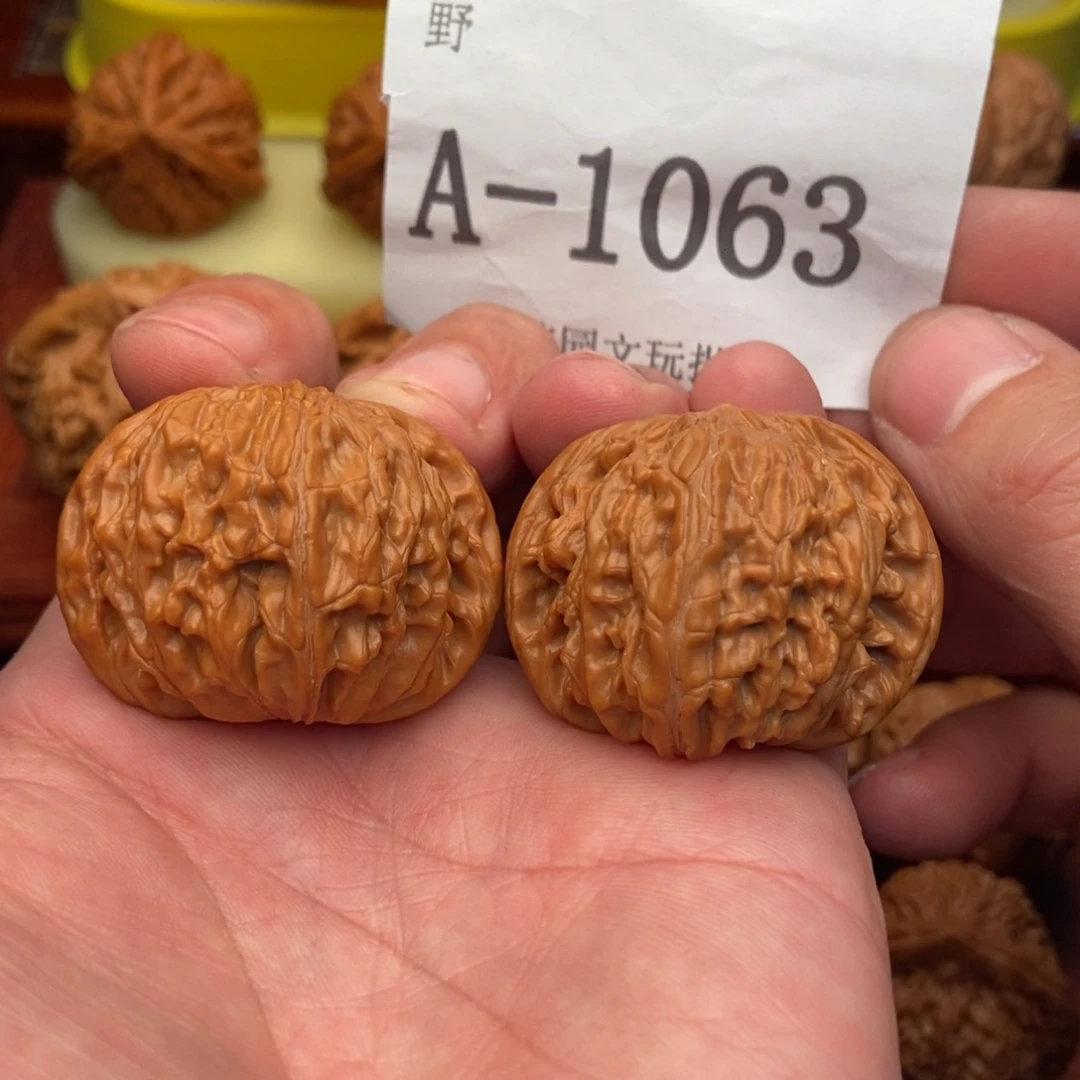 桃核把件沧**梦山地正磨39