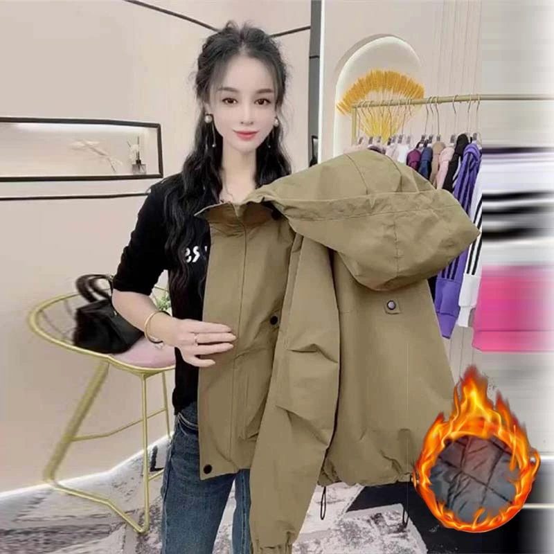 加厚爆款冲锋衣2024秋冬季新款夹棉短外套小个子时尚洋气夹克女装