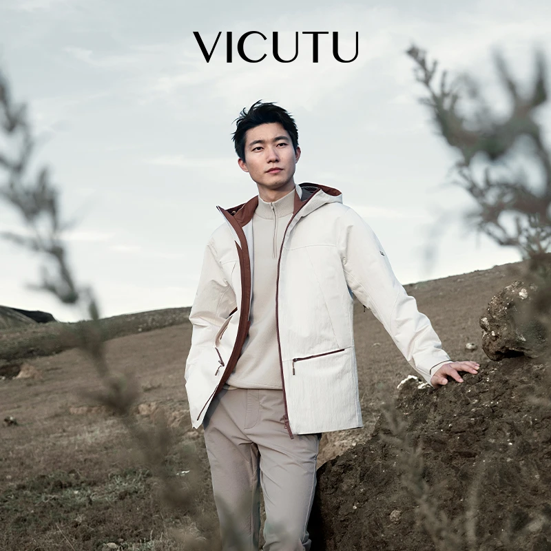 【商场同款】威可多男士风衣秋季新款舒适亲肤时尚连帽商务百搭外套