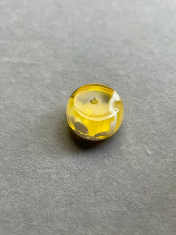 遇源珠宝 金白扣子
