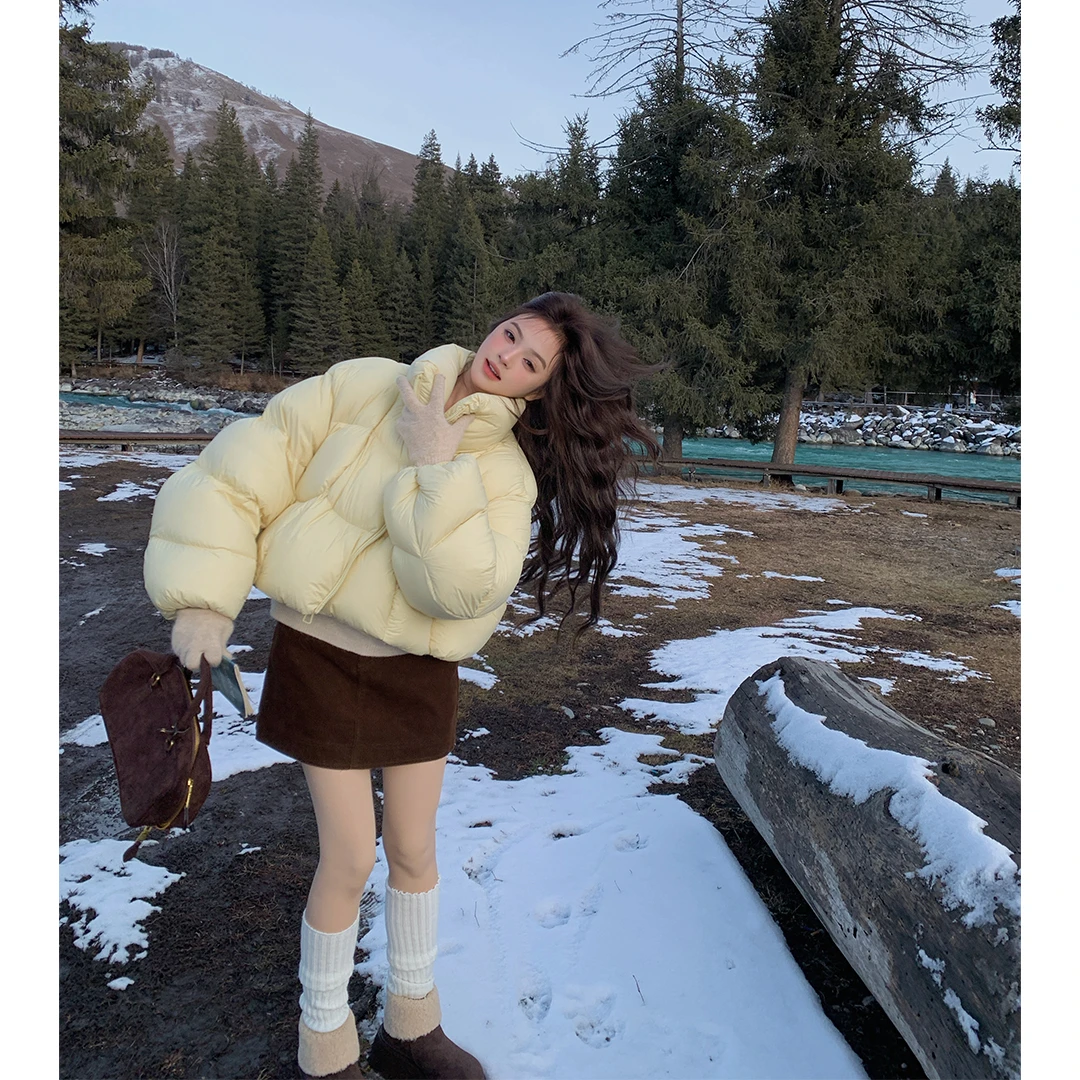 富士山的雪立领白鹅绒羽绒服时尚高蓬松零压云朵短款羽绒服25冬