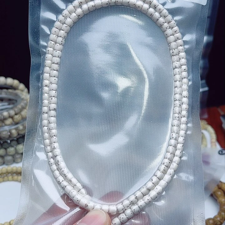 星月菩提手串睿****?5×4长串原生态