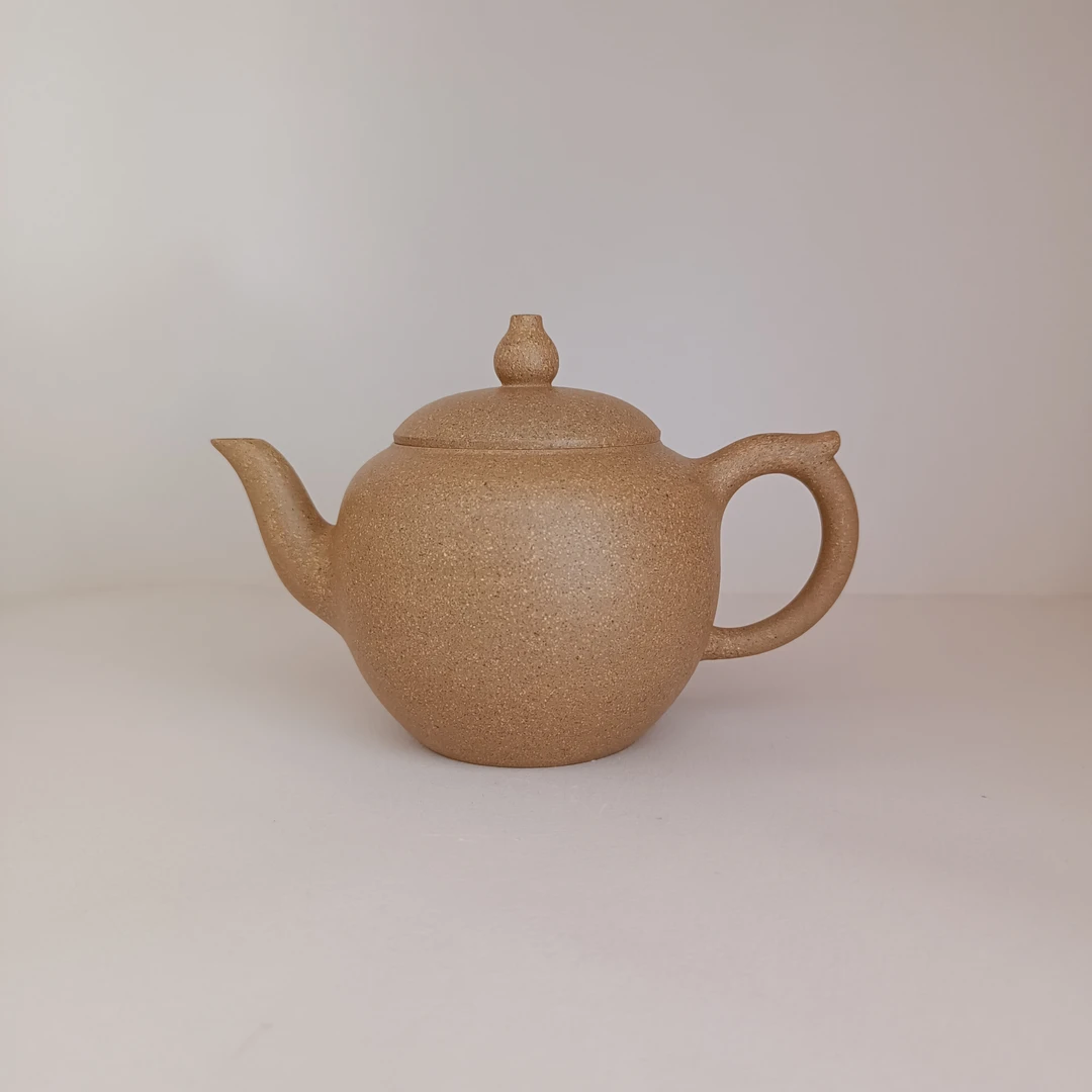 紫砂绽放壶 老黄段泥手工制  容水量240CC 宜兴紫砂家用泡茶茶具