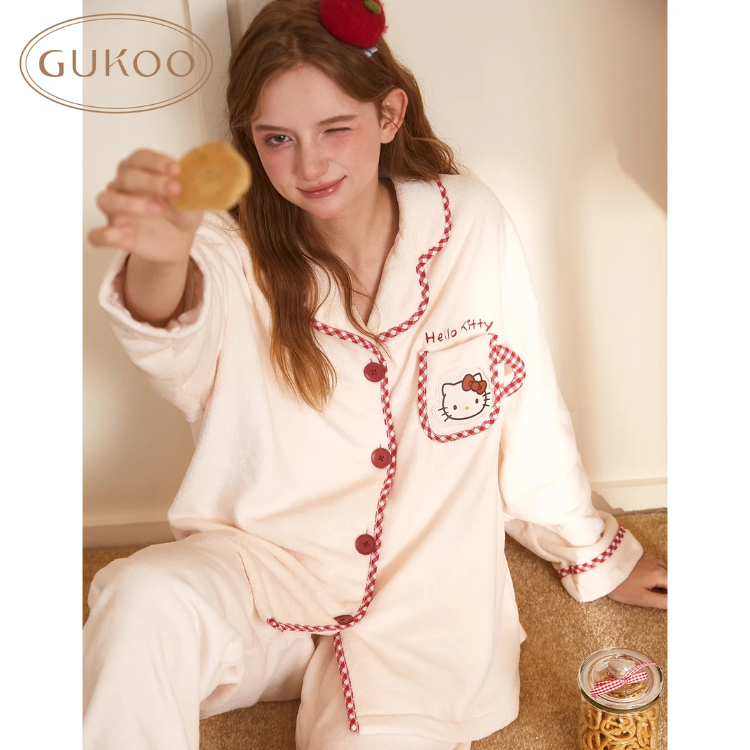 Gukoo果壳秋冬hellokitty圣诞系列白色牛奶绒翻领家居服睡衣套装