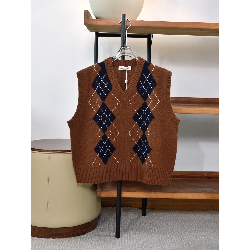 冬季新品 叠穿神器 MIU系菱格纯羊绒V领马甲