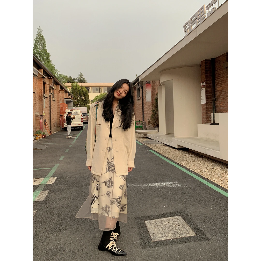 洛边原创小众设计师款2022新款中式网纱印花开叉半身裙高腰复古裙