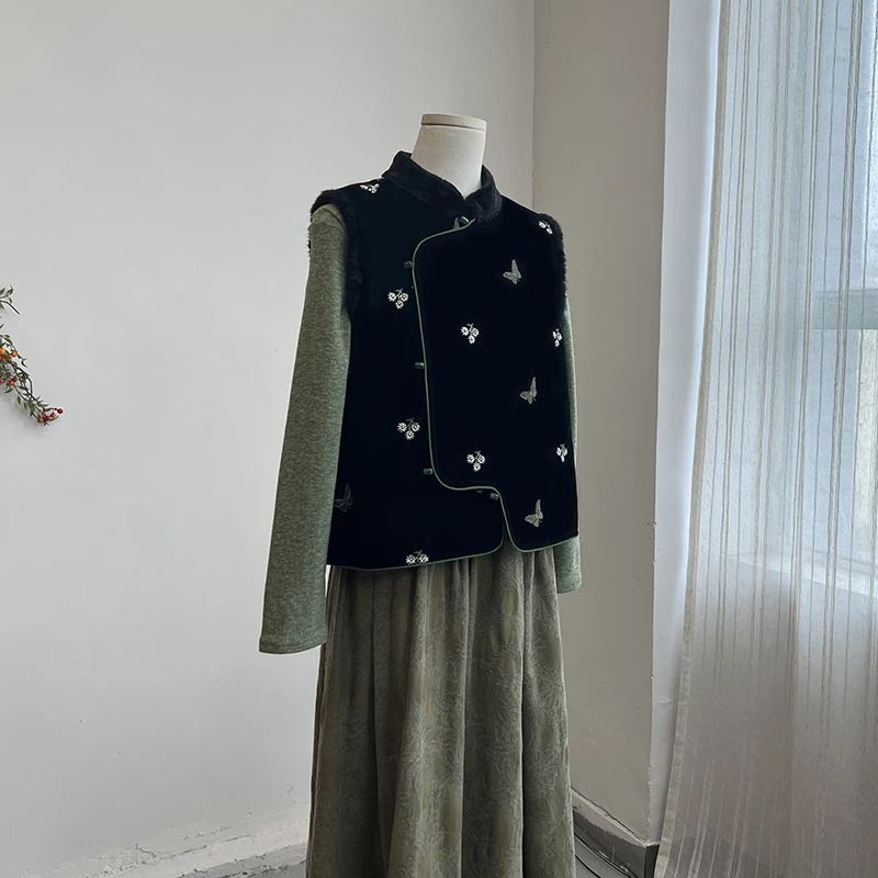 3134《青盏》高级感新中式撞绿边国风绣花无袖毛边外穿黑色百搭马甲