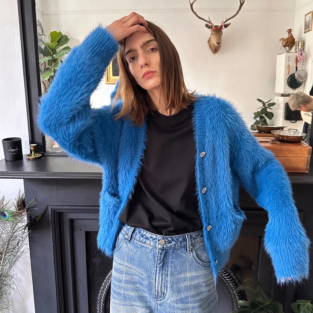 SOURPLUM 亲肤不掉毛短款仿貂绒蓝色开衫打造直角肩百搭气质