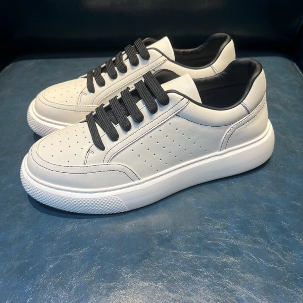 轻奢男鞋男士休闲板鞋小白鞋单鞋潮流经典四季款潮鞋平底百搭