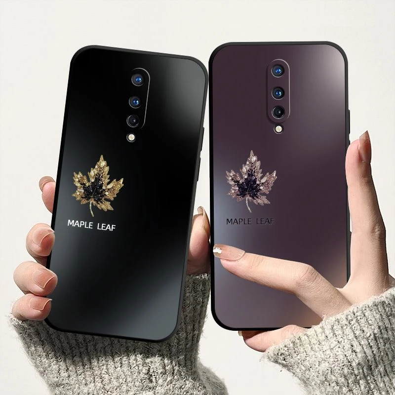 渐变枫叶OnePlus一加8液态硅胶手机壳全包边高级感创意保护套软壳
