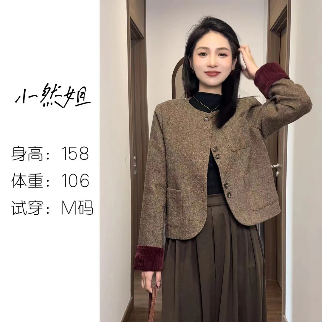 【23】撞色卷袖圆领单排扣人字尼小香风短外套女装2024年秋百搭上衣