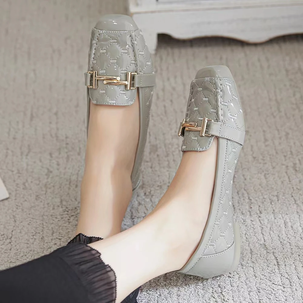 溯源好物香港秋季单鞋女平底百搭豆豆鞋方头浅口软皮百搭包头鞋10