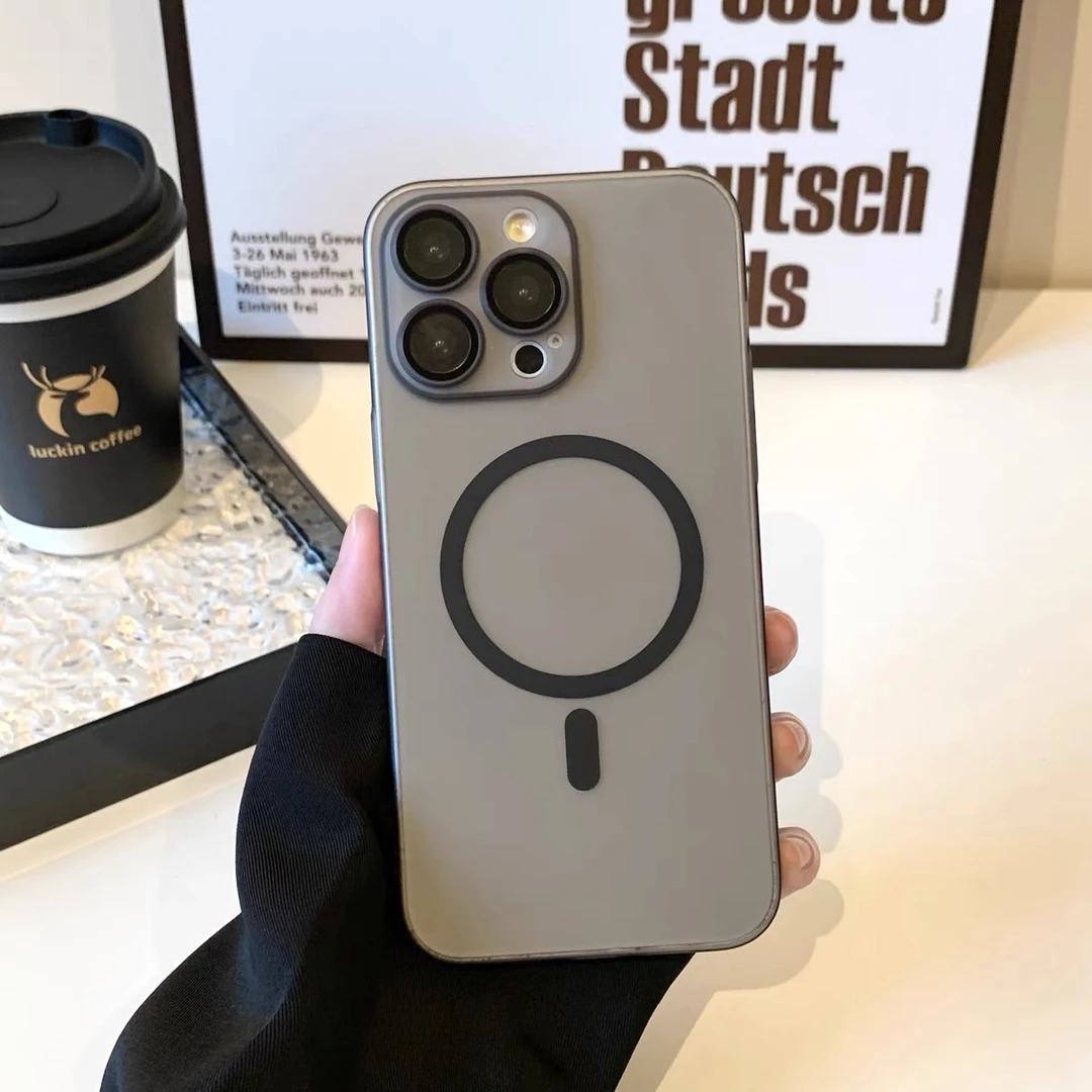 超薄磁吸磨砂iphone15promax手机壳适用苹果14plus/13pro全包12高