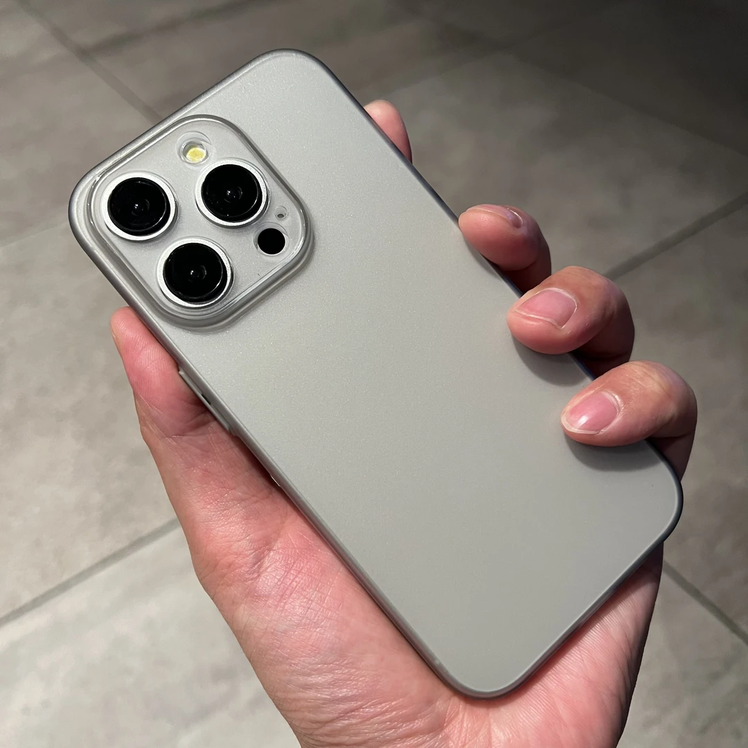 超薄磨砂钛灰色iphone15promax手机壳适用苹果14plus全包13pro防