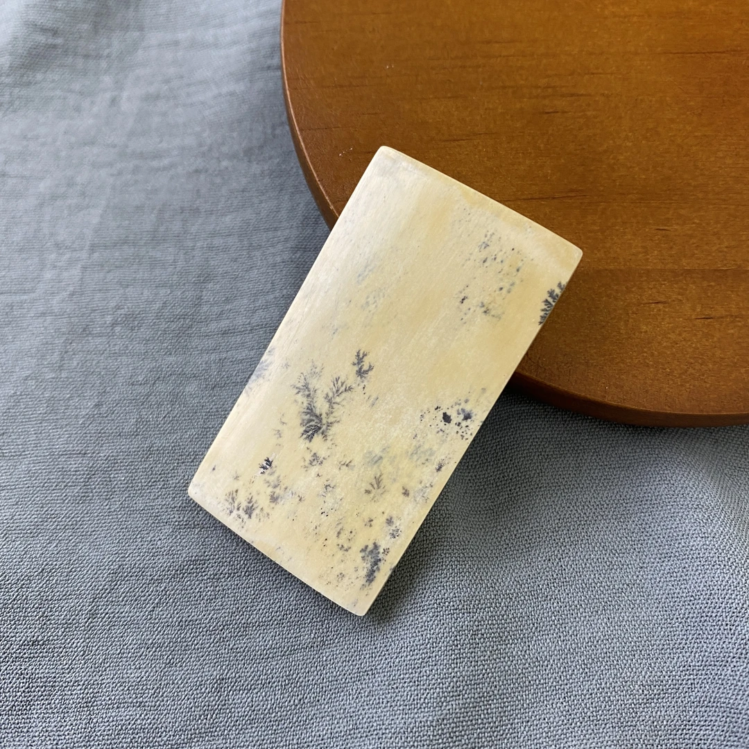 CWX0933天然猛犸牙无事牌27x50x6 {支持鉴定 假一赔四}