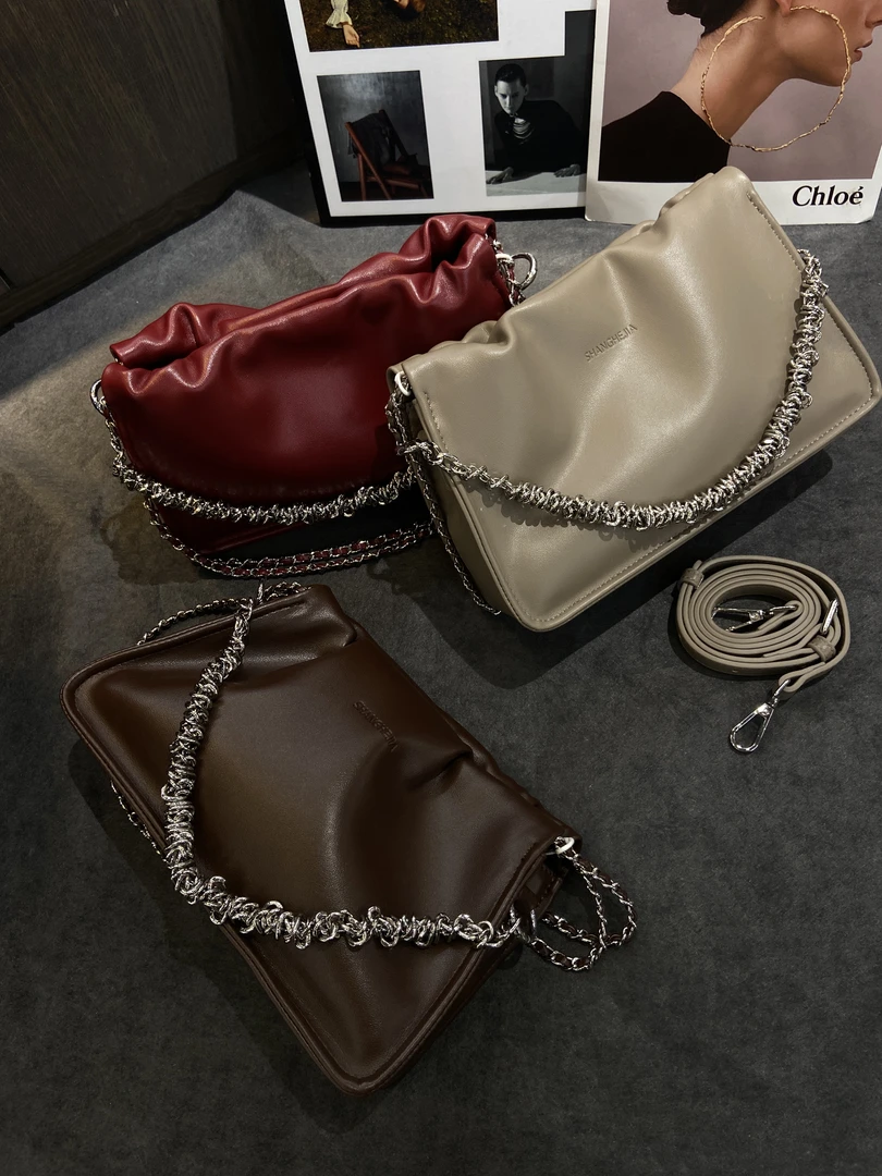 2024款 秋冬新款 褶皱云朵包 韩版气质款 百搭链条包 大号