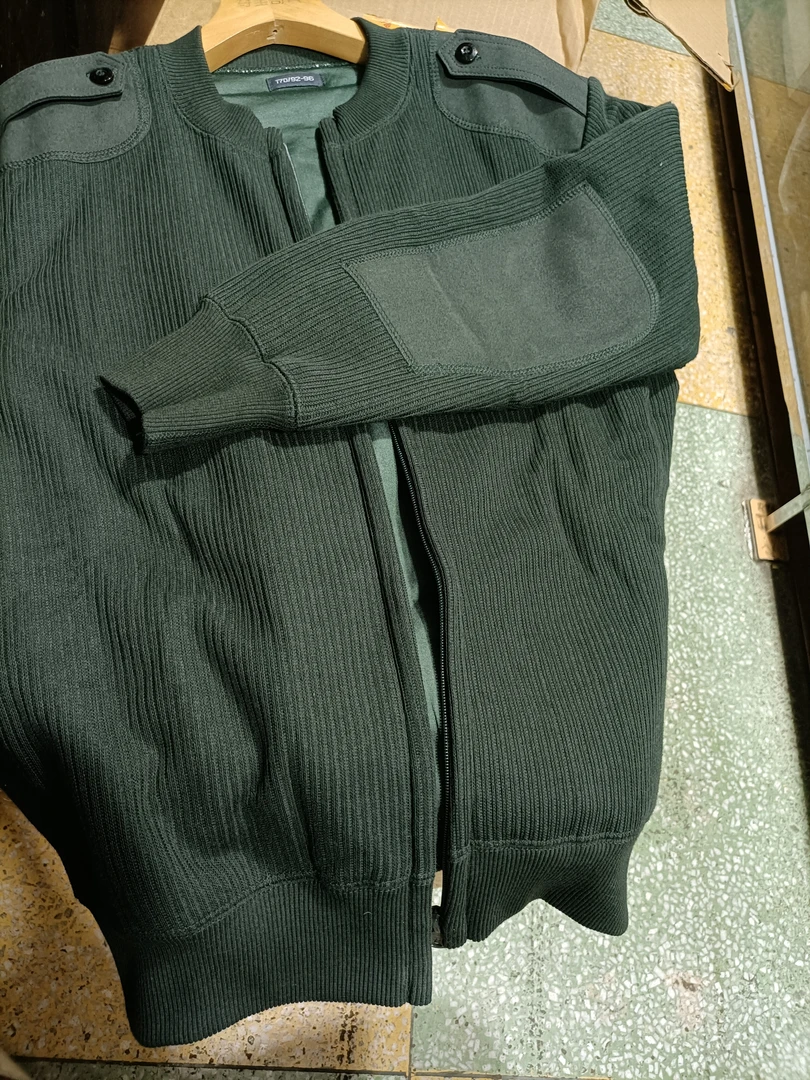 男式绒衣绒裤套装拉链方便穿脱保暖套装