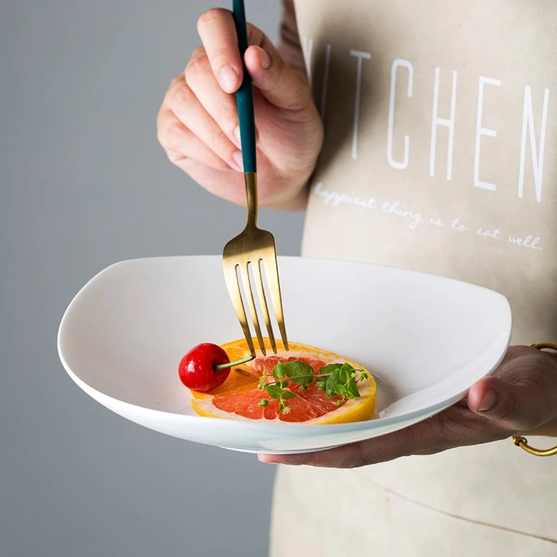 8英寸三角盘 景德镇纯白盘子菜盘家用不规则陶瓷深盘骨瓷菜碟子