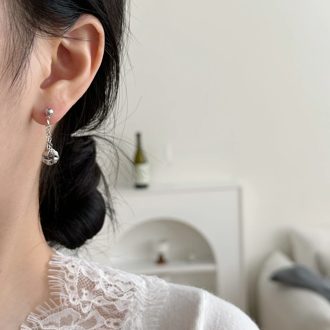 合金耳饰 流苏法式小众设计感圆脸显瘦耳坠女