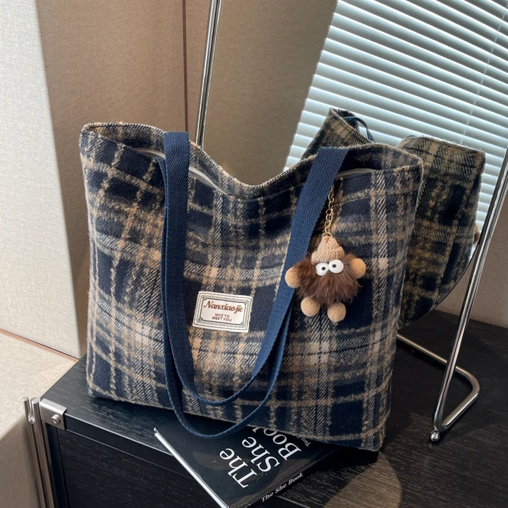 大容量上班通勤格子包2025新款时尚单肩包高级感百搭托特包手提包