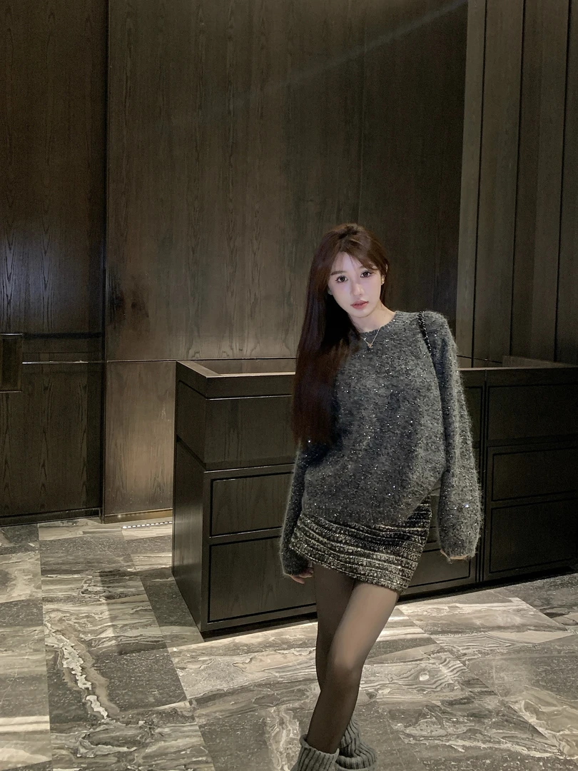 【轻舞飞扬】休闲百搭时尚针织衫韩版显瘦打底衫修身收腰上衣81603