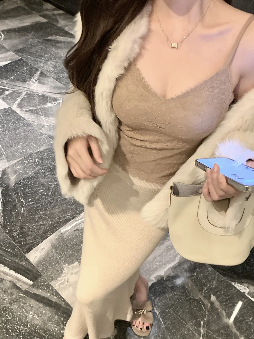 【心动电台】性感风时尚打底蕾丝背心气质修身美背设计感吊带81536