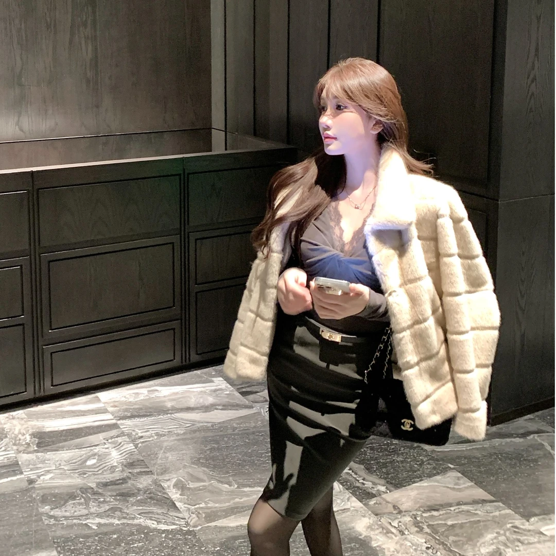 【优雅重现】韩版时尚百搭短款外套冬季显瘦修身毛毛上衣外套81534